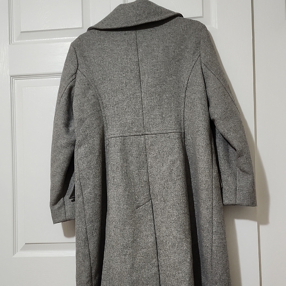 MICHAEL Michael Kors Gray Wool Trench Coat with Notched Lapels - Picture 3 of 8
